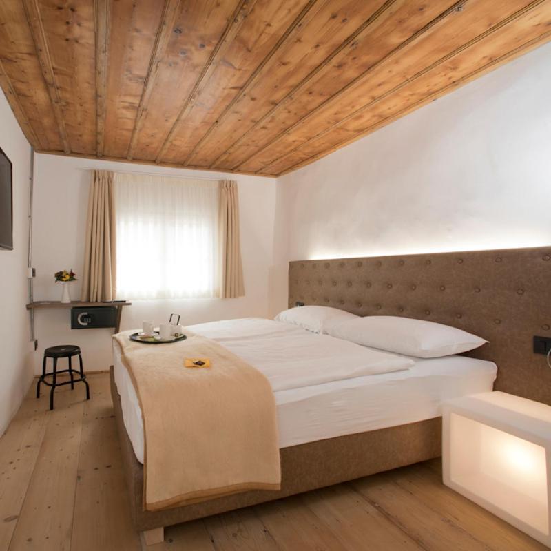 Sir Thomas Bed And More Bolzano Bagian luar foto